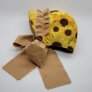 Baby girl 18 months floral bonnet Baby hat new!